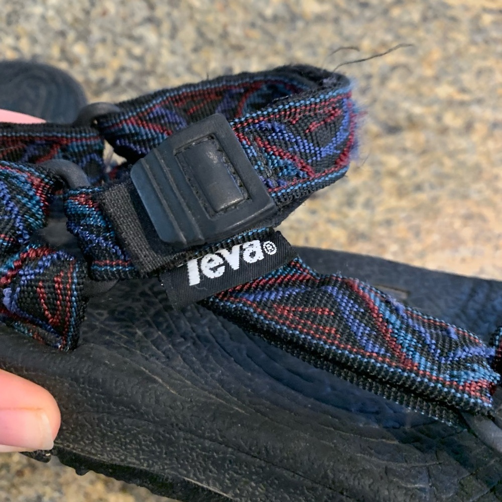 Teva women’s Sandals women’s size 8 - Picture 7 of 9